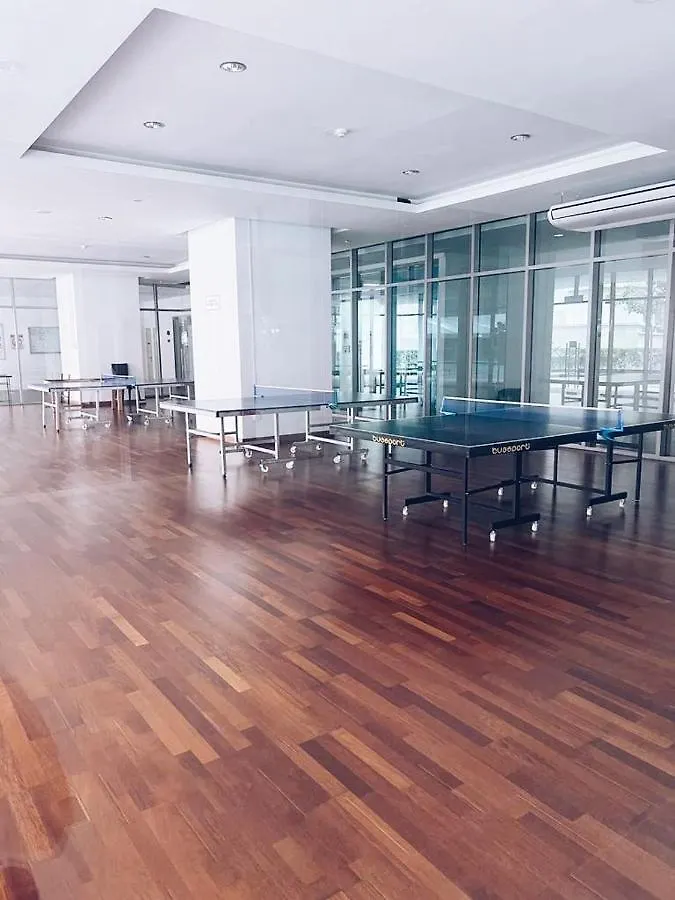 Connected Train 3 Bedrooms - Above Klgateway Mall 14 Kuala Lumpur Malaysia