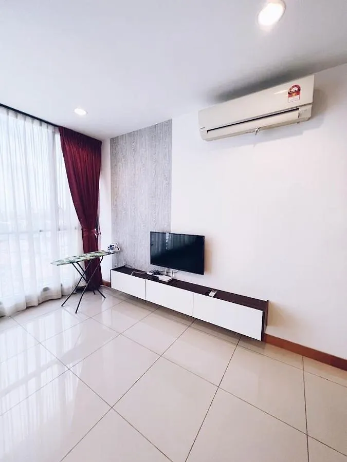 Apartment Connected Train 3 Bedrooms - Above Klgateway Mall 14 Kuala Lumpur Malaysia