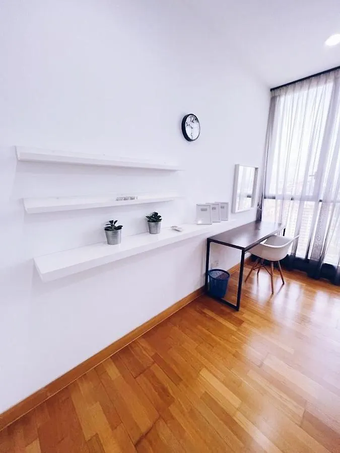 Connected Train 3 Bedrooms - Above Klgateway Mall 14 Kuala Lumpur Apartmán